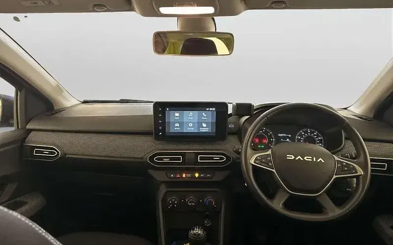 Begagnad Dacia Sandero Expression 91 HK (66 kW) 2025 Halvkombi