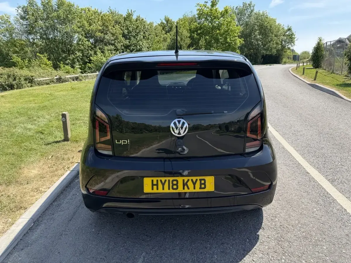 Usado VW up! high up! 2018 Preto Citadino