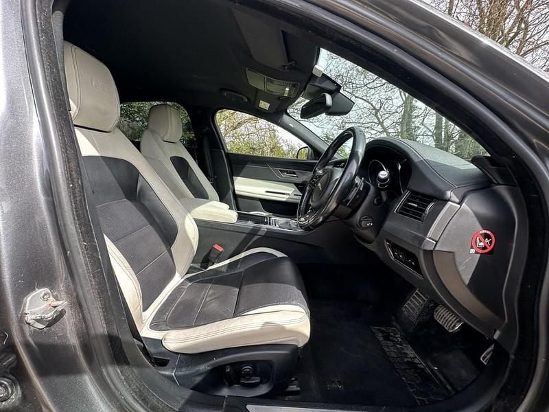 Used Jaguar XF S 300 HP (220 kW) 2016 Grey Sedan