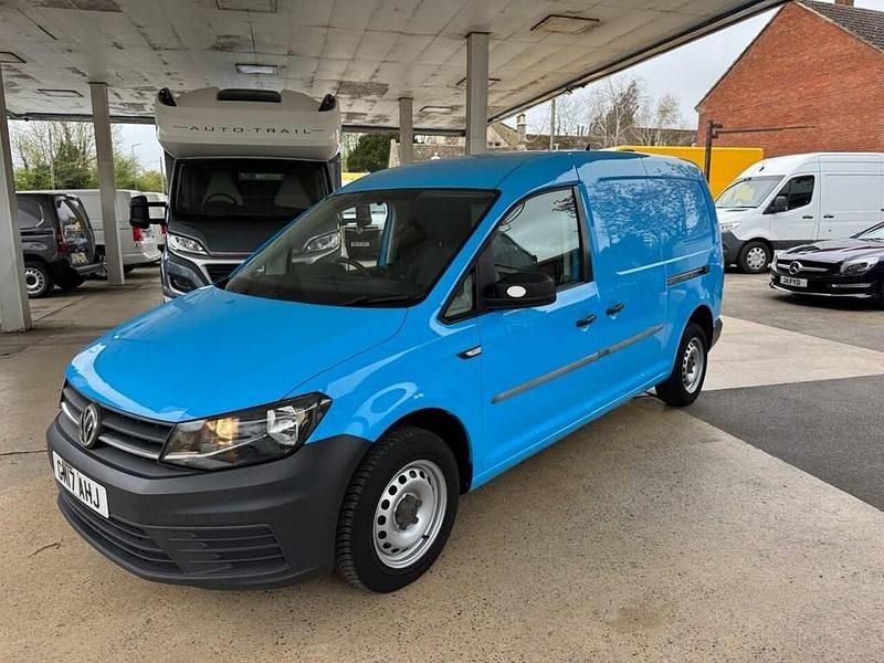 Used VW Caddy Maxi Startline 102 HP (75 kW) 2017 Blue MPV