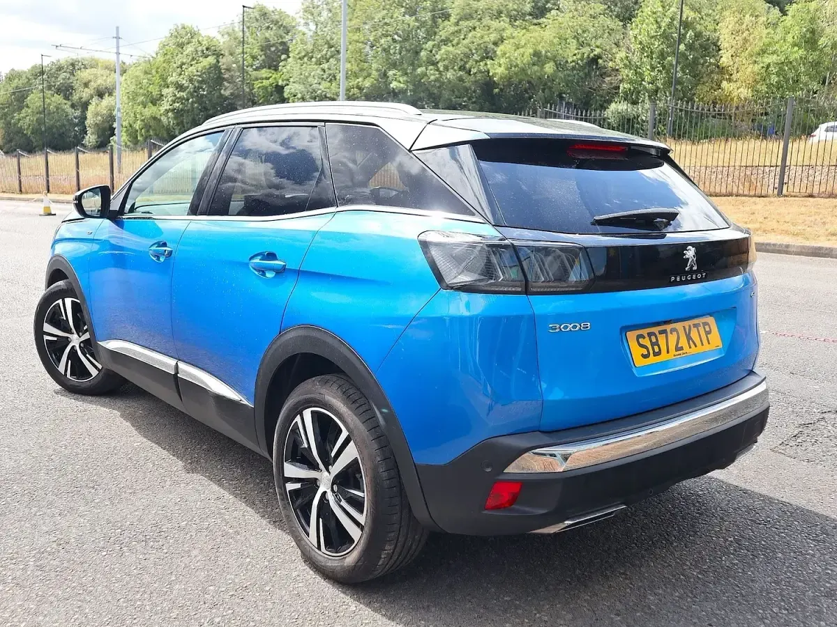 Used Peugeot 3008 GTi 131 HP (96 kW) 2023 Blue SUV