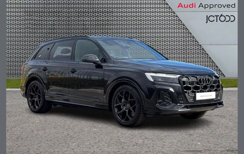 Black Used 2025 Audi Q7 Black Edition SUV | £63,350 (Expensive) - Image 1/4