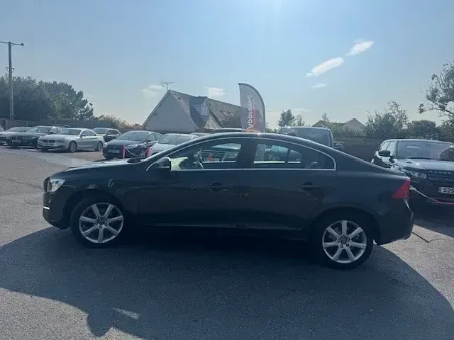 Used Volvo S60 SE 120 HP (88 kW) 2017 Grey Sedan