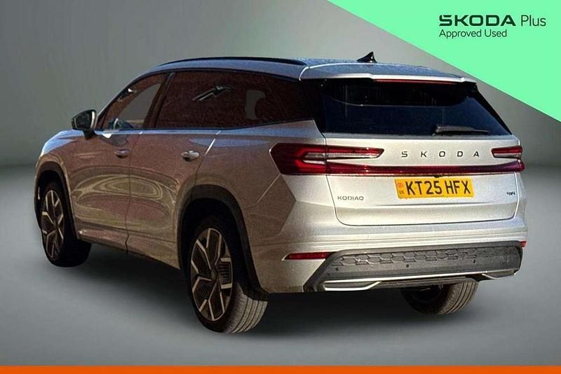 Used Skoda Kodiaq SportLine 190 HP (139 kW) 2025 Brilliant silver metallic SUV