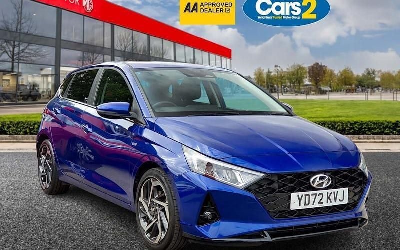 Used 2022 Hyundai i20 Premium Hatchback | £12,916 (Good price) - Image 1/2