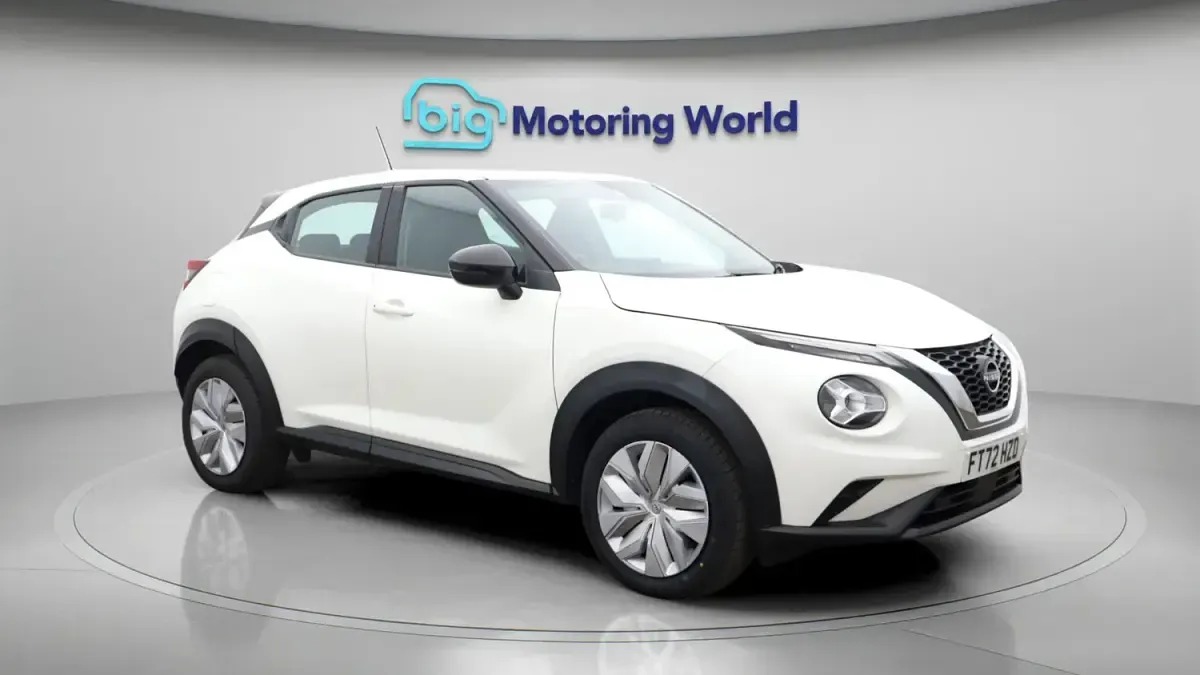Usado Nissan Juke Acenta 114 HP (83 kW) 2023 SUV