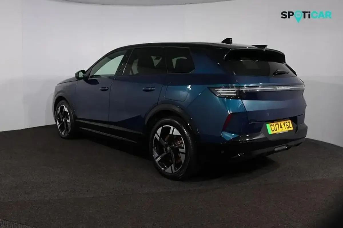 Used Vauxhall Grandland Ultimate 154 kW (210 HP) 2024 Blue SUV