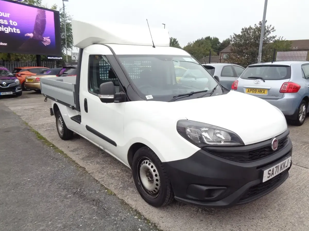 Used Fiat Doblò 2021 White MPV