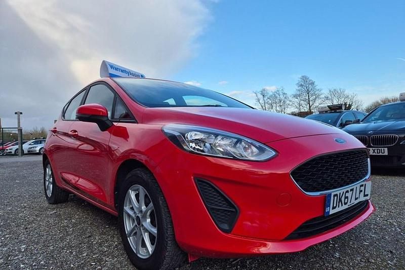 Used Ford Fiesta Style 70 HP (51 kW) 2018 Red Hatchback