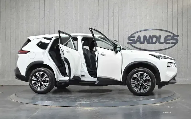 Used Nissan X-Trail Acenta Premium 163 HP (119 kW) 2023 White SUV