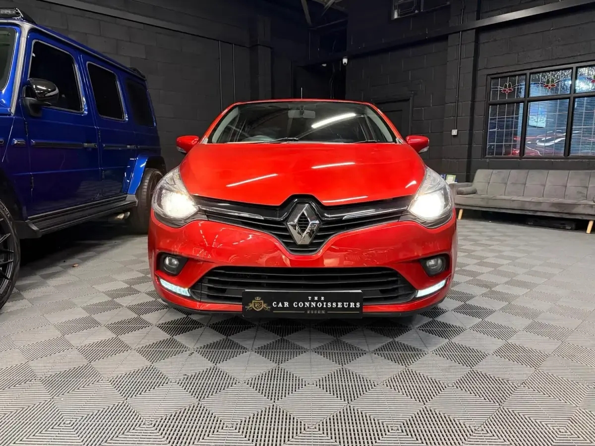 Used Renault Clio Iconic 2019 Red Hatchback
