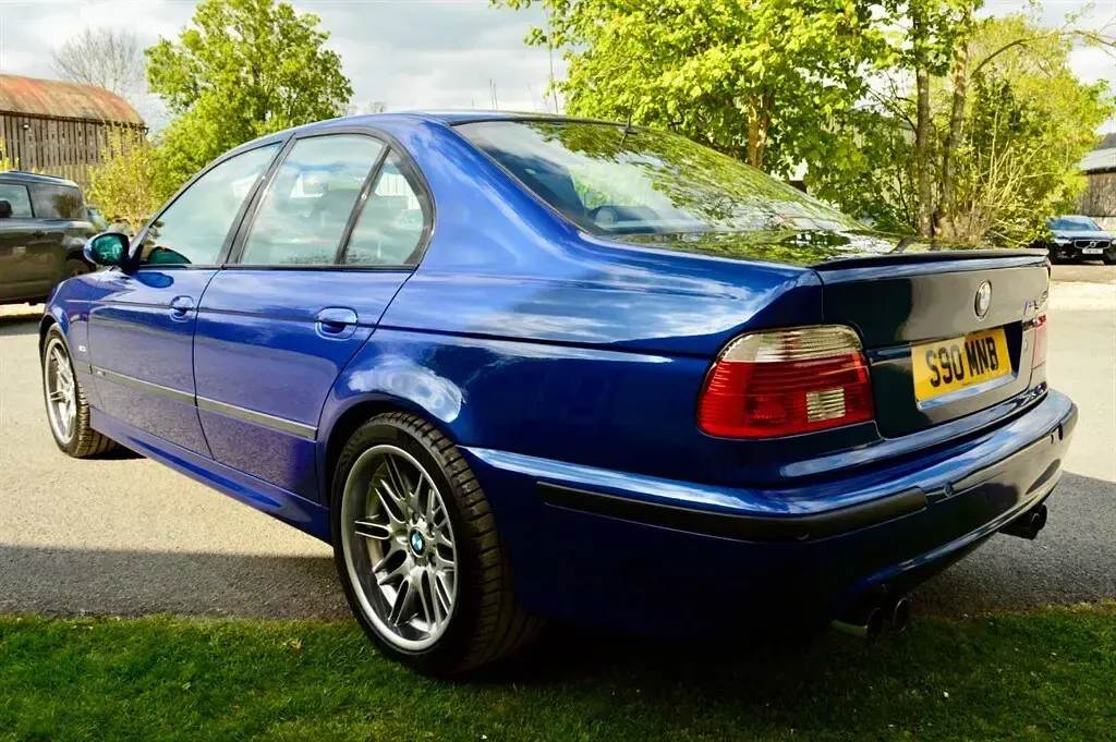 Used BMW M5 400 HP (294 kW) 2002 Blue Sedan