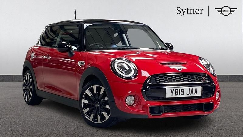 Red Used 2019 Mini Cooper S Exclusive Hatchback | £17,750 (Fair price) - Image 1/4