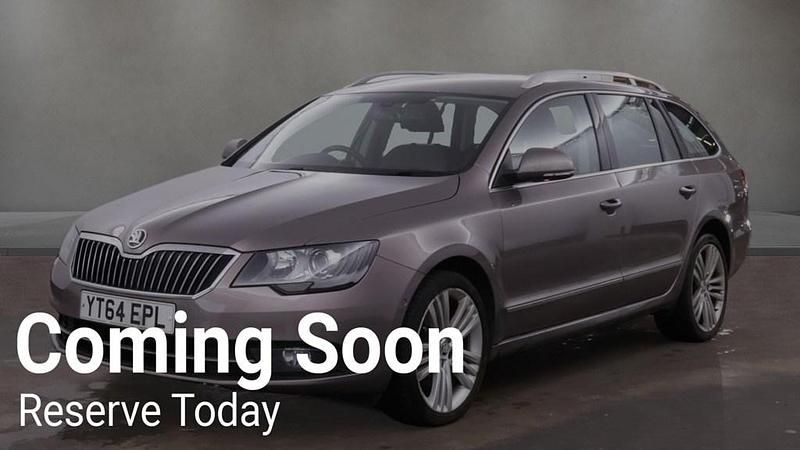 Used Skoda Superb Elegance 140 HP (102 kW) 2014 Mauve Estate