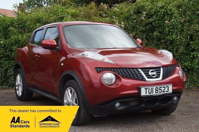 Red Used 2012 Nissan Juke Acenta Premium SUV | £4,190 (Fair price) - Image 1/3