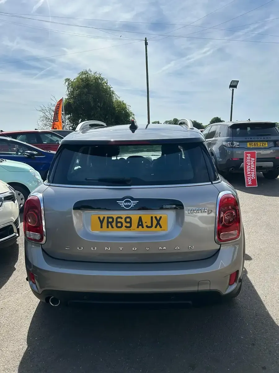 Used Mini Cooper D Chili 150 HP (110 kW) 2019 Silver Hatchback