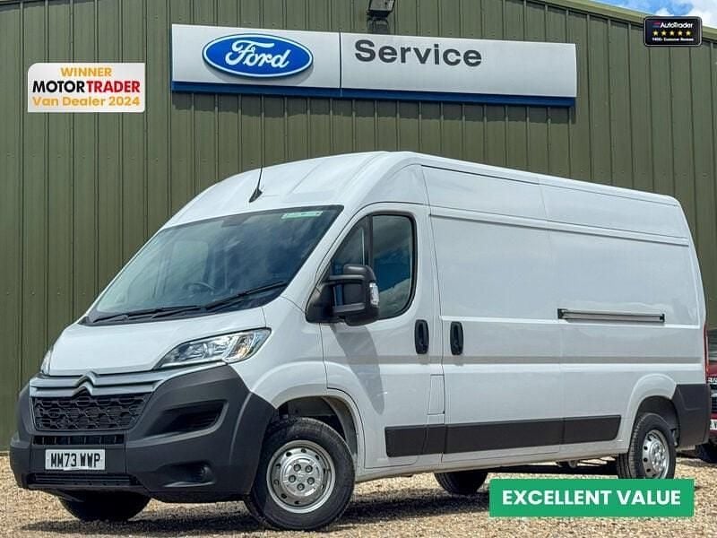 White Used 2023 Citroën Relay Van | £21,449 (Expensive) - Image 1/4