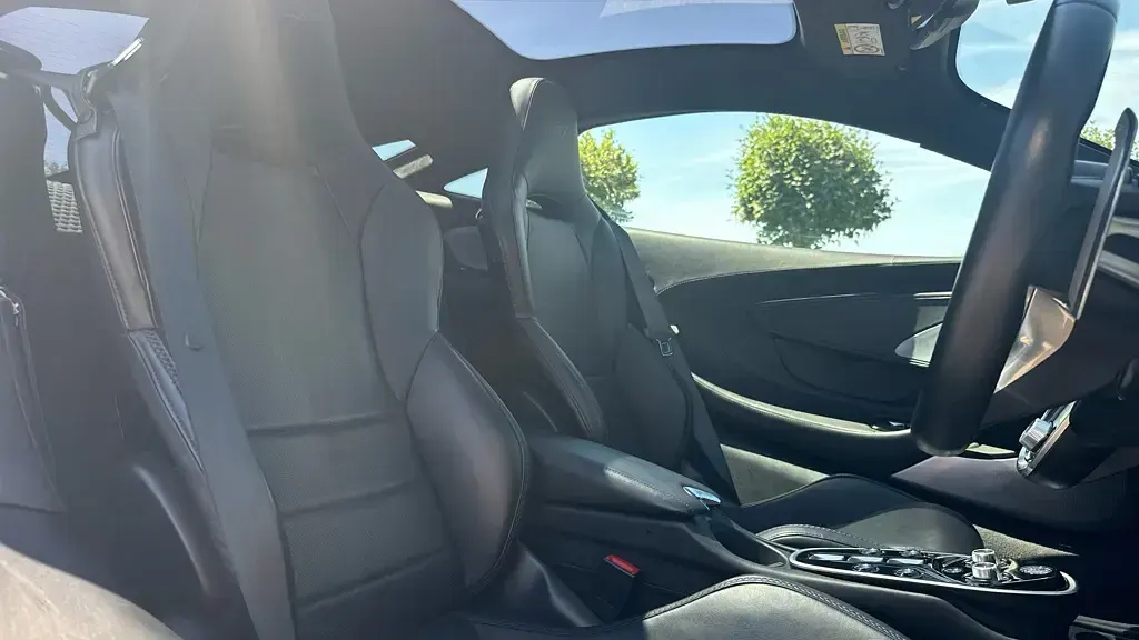 Used McLaren GT 620 HP (456 kW) 2023 Blue Coupe