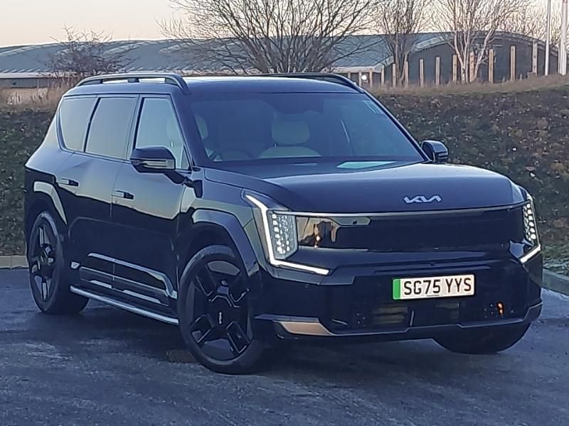 Black Used 2025 Kia EV9 GT-Line S SUV | £58,998 (Super price) - Image 1/4