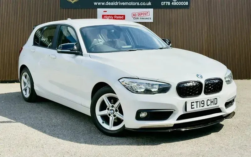 Used BMW 118 Comfort Edition 136 HP (100 kW) 2019 Hatchback