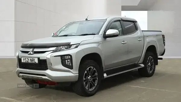 Used Mitsubishi L200 150 HP (110 kW) 2021 Silver Pickup