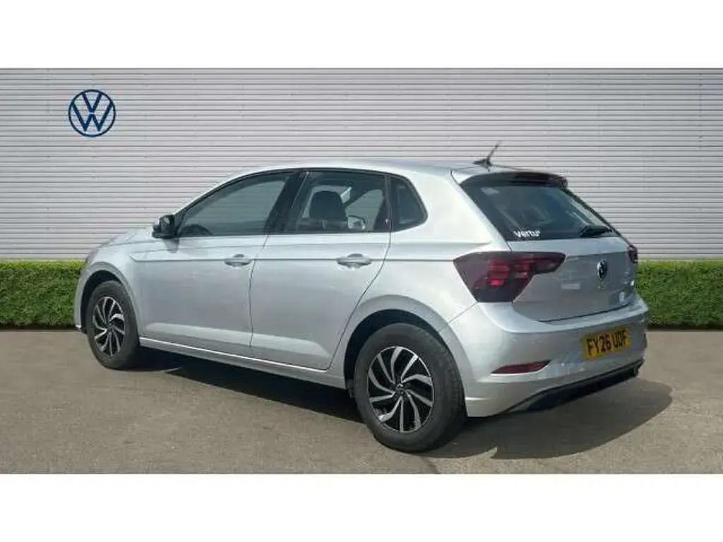 Used VW Polo Life 95 HP (69 kW) 2026 Silver Hatchback