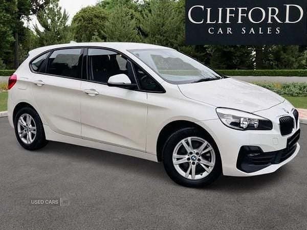 Used BMW 220 Comfort Edition 190 HP (139 kW) 2019 White Hatchback