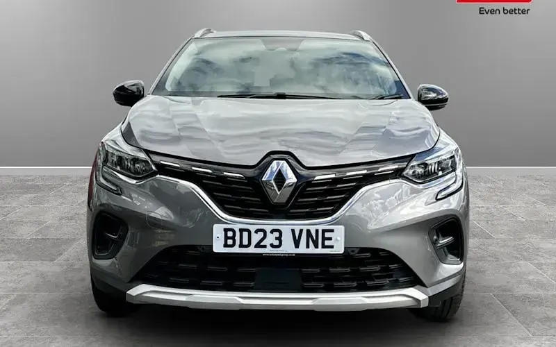 Used Renault Captur Techno 91 HP (66 kW) 2024 SUV