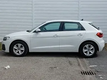 Used Audi A1 Design 95 HP (69 kW) 2023 White SUV