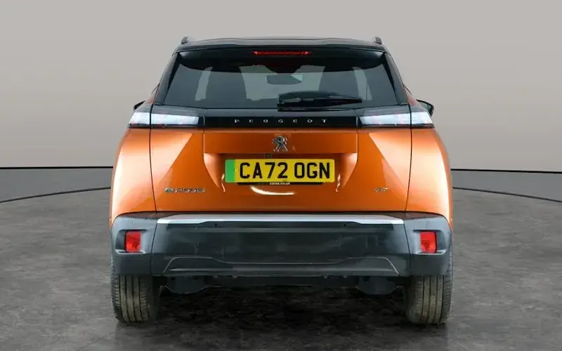 Used Peugeot e-2008 GT 100 kW (136 HP) 2022 Orange SUV