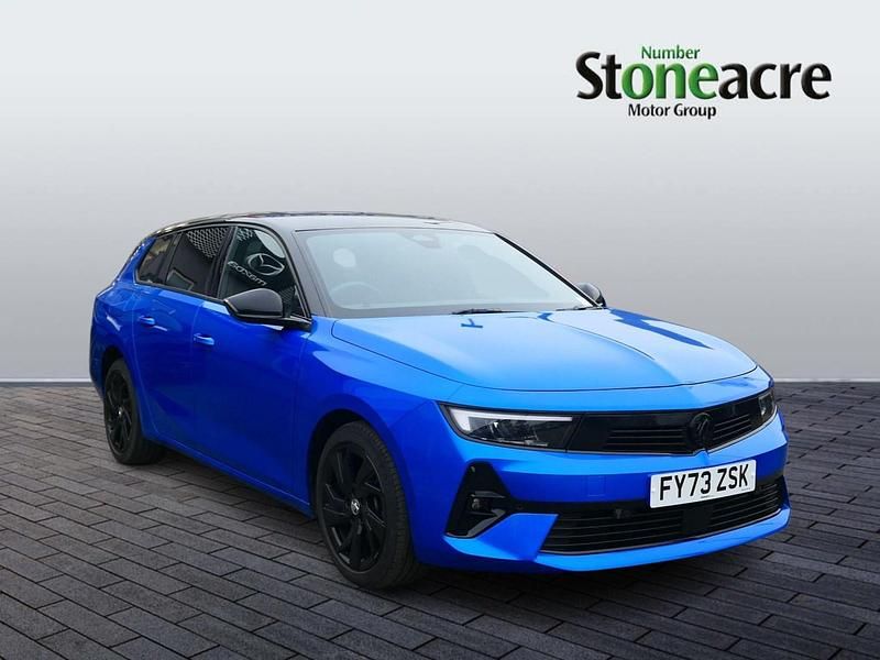 Used Vauxhall Astra 130 HP (95 kW) 2023 Blue Estate