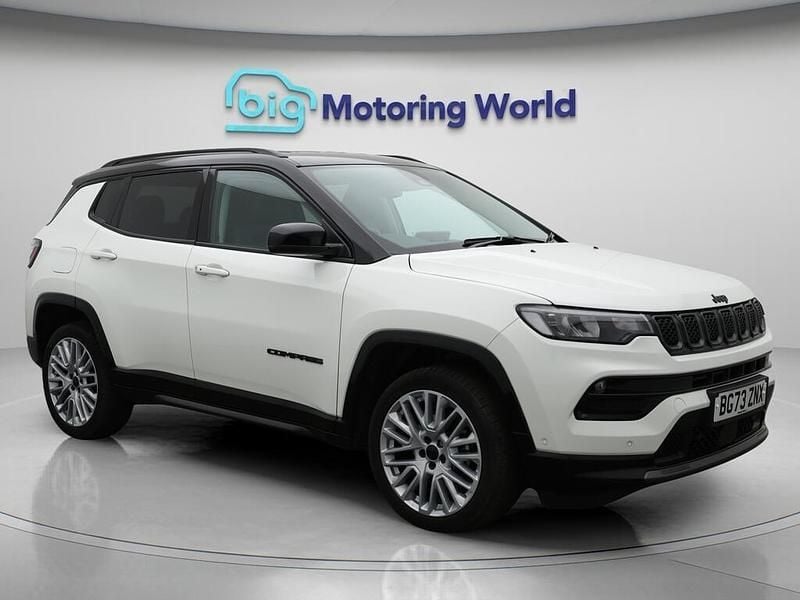 White/black Used 2023 Jeep Compass SUV | £21,608 (Fair price) - Image 1/4