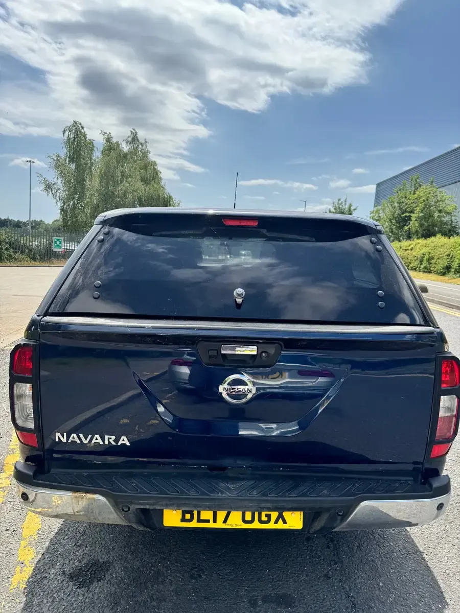 Used Nissan Navara Tekna 2017 Blue Pickup
