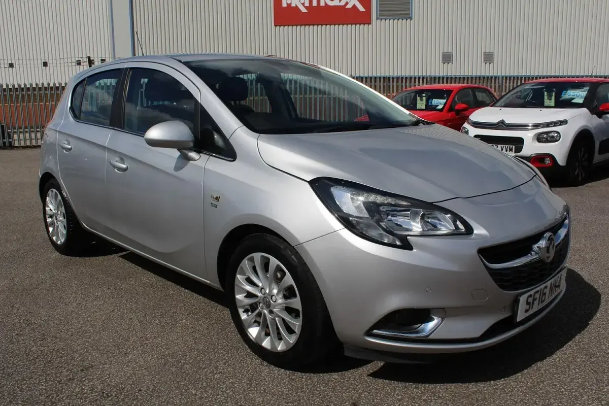 Used Vauxhall Corsa 90 HP (66 kW) 2016 Silver Hatchback