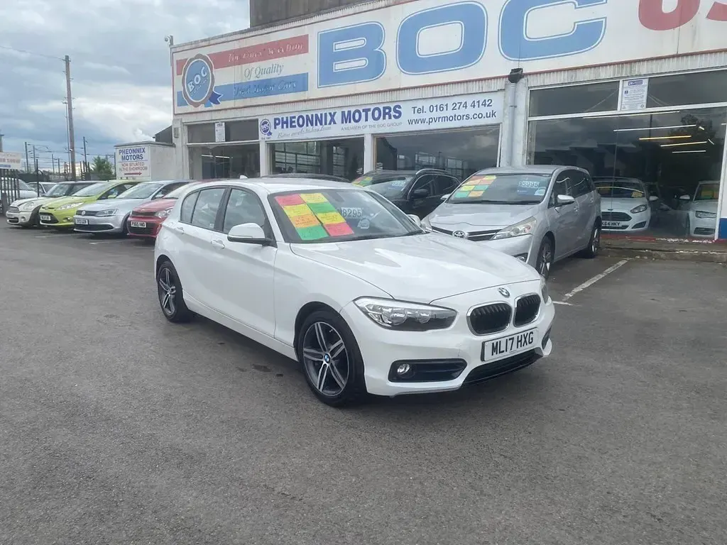 Używany BMW 118 Sport Line 2017 Biały Hatchback