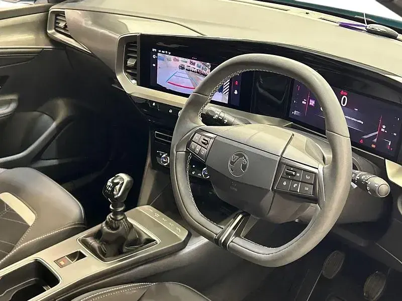 Used Vauxhall Mokka Ultimate 136 HP (100 kW) 2025 Green SUV