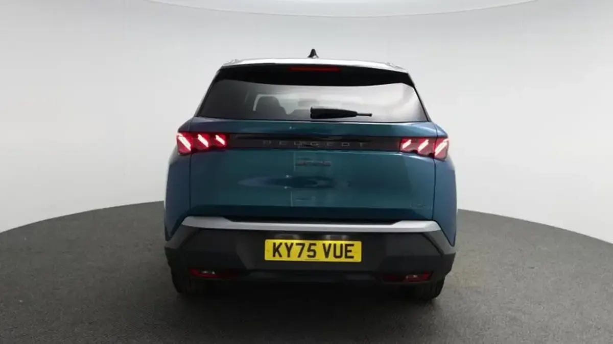 Used Peugeot 5008 Allure 143 HP (105 kW) 2025 Blue SUV