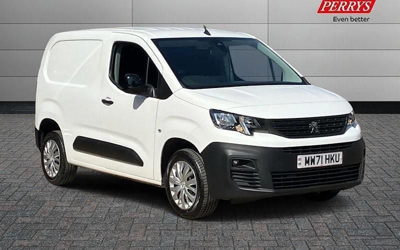 Used 2022 Peugeot Partner MPV | £11,634 (Fair price) - Image 1/4