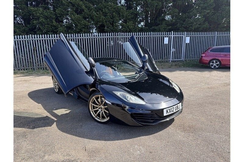Black Used 2012 McLaren MP4-12C Coupe | £59,995 - Image 1/4