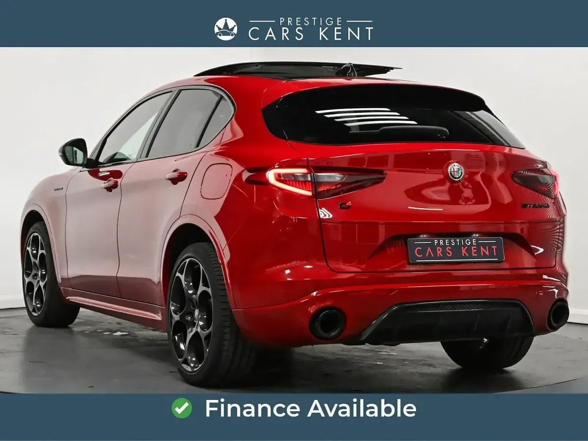 Used Alfa Romeo Stelvio Veloce 280 HP (205 kW) 2023 Red SUV