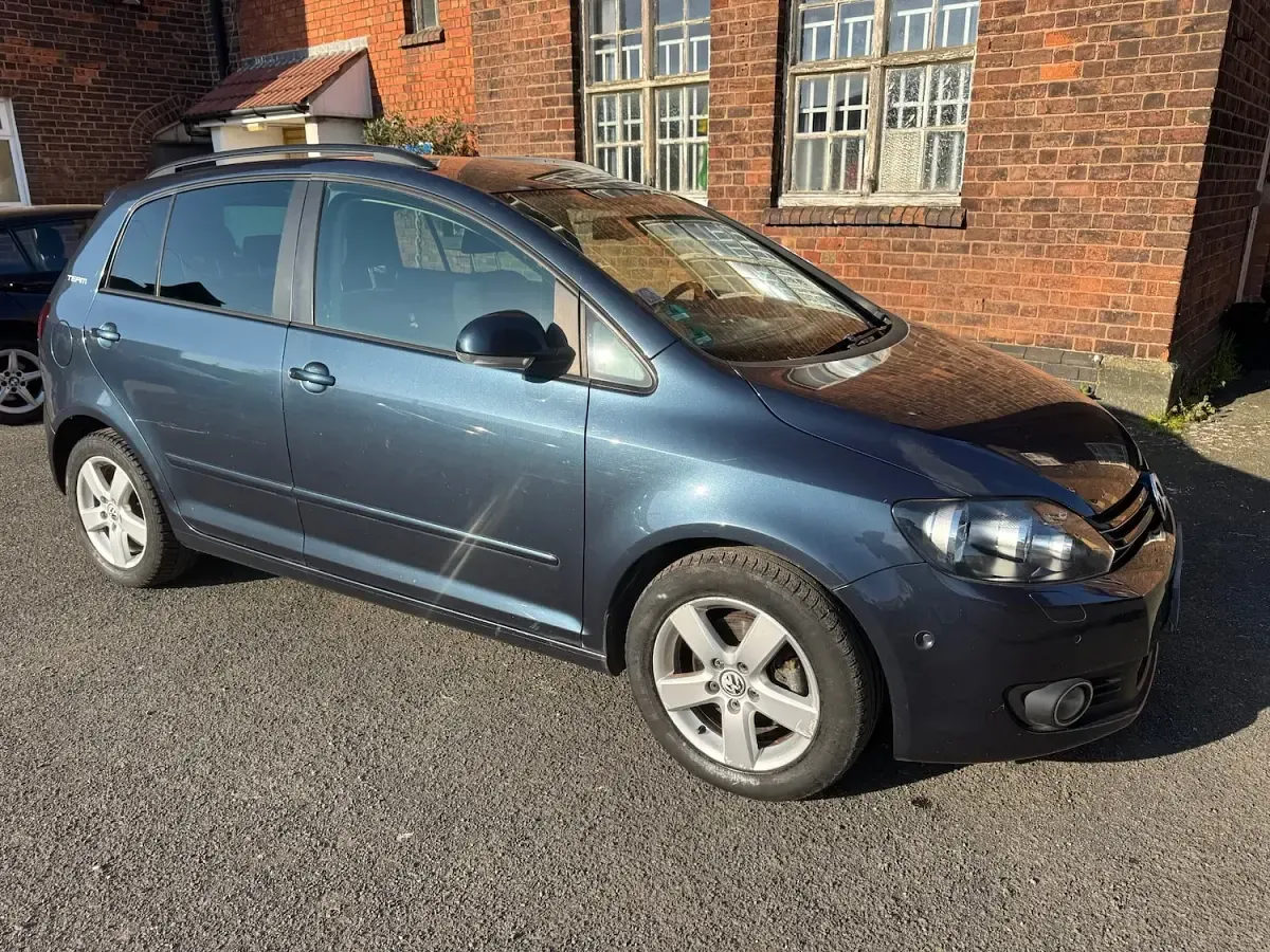 Used VW Golf Plus Cross 105 HP (77 kW) 2010 Blue Hatchback