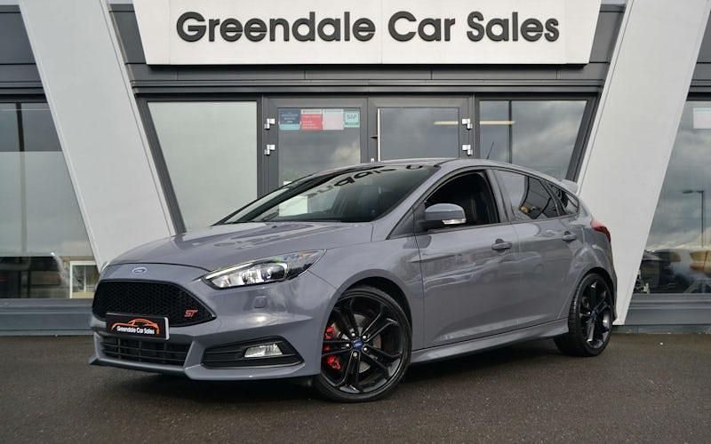 Used Ford Focus ST 250 HP (183 kW) 2016 Grey Hatchback