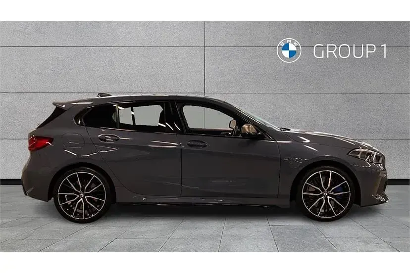 Usado BMW M135 M Sport 306 CV (225 kW) 2020 Gris Utilitario