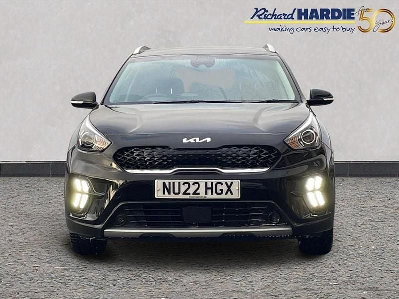 Second-hand Kia Niro 139 CP (102 kW) 2022 Negru SUV