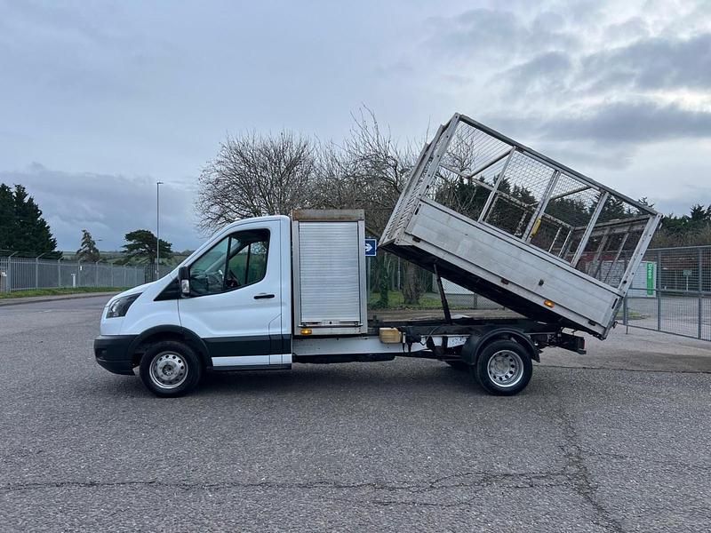 Begagnad Ford Transit 105 HK (77 kW) 2016 Vit Cab