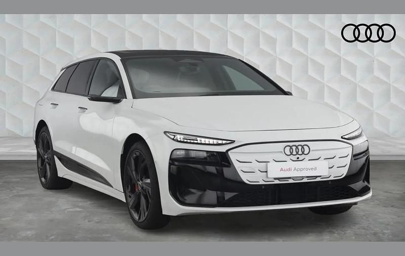 White Used 2025 Audi e-tron Performance SUV | £54,000 - Image 1/4