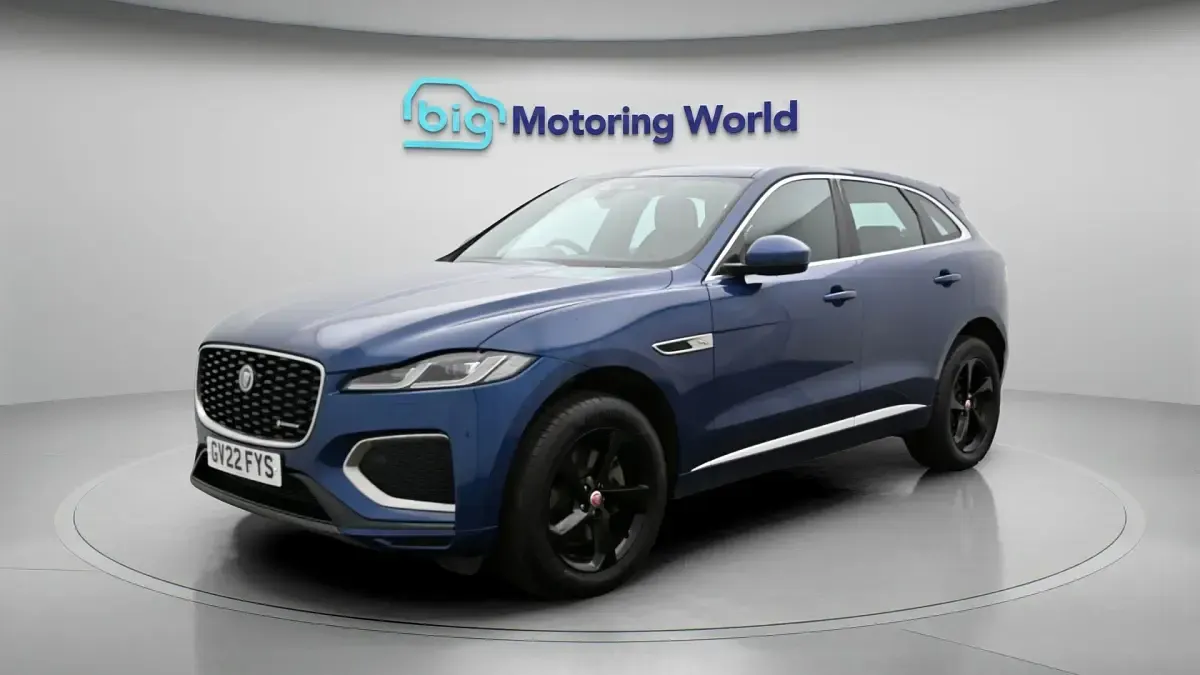 Used Jaguar F-Pace R-Dynamic 204 HP (150 kW) 2022 Blue SUV