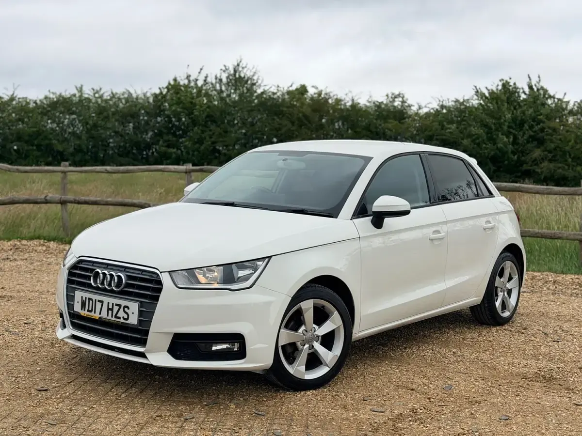 Used Audi A1 Sport 95 HP (69 kW) 2017 White Hatchback