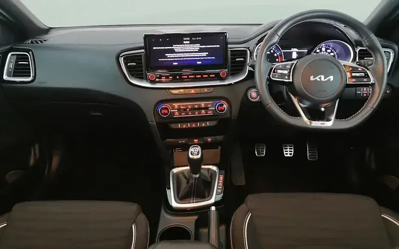 Used Kia Ceed GT-Line 160 HP (117 kW) 2023 Blue Hatchback