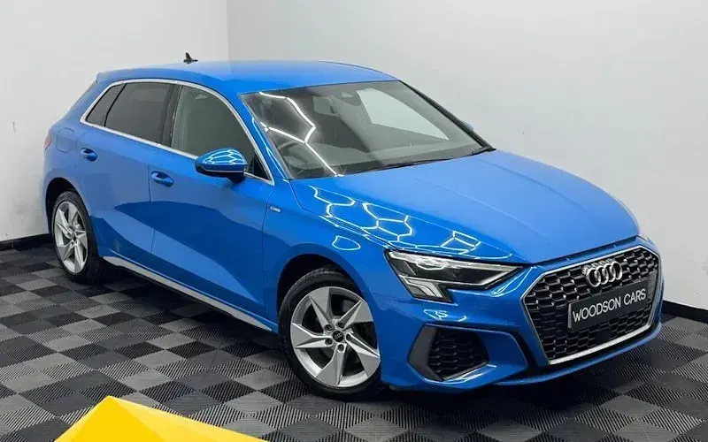 Used Audi A3 Sportback e-tron S-Line 204 HP (150 kW) 2025 Hatchback